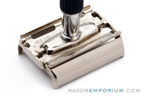 1971 Gillette Black Handle Super Speed Double Edge Safety Razor - R2