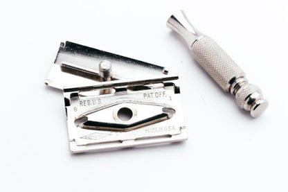 1956 Gillette Ball End Tech Travel Safety Razor