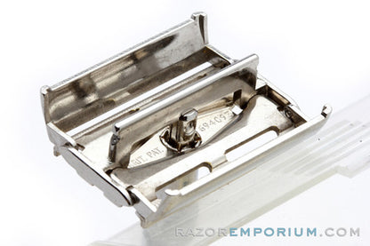 1940's Gillette Flare Tip Regular British Rocket DE Safety Razor Set