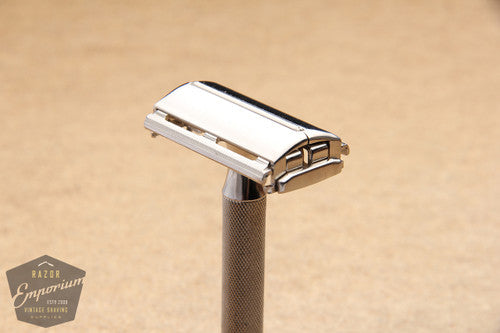 Gillette 1947-1950 Notched Super Speed Safety Razor DE