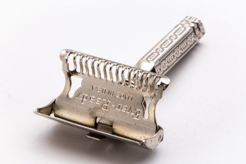 1930's Ever Ready Chain Handle Style SE Safety Razor Set | Metal Case & Blade Bank