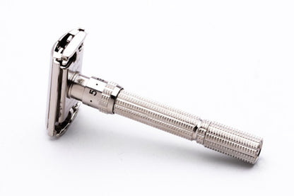 1962 Gillette Slim Adjustable Double Edge Safety Razor w Case H1