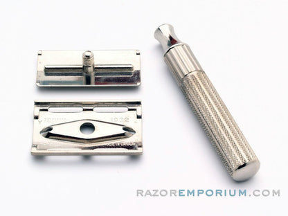 1953 Y4 Gillette Fat Handle Tech Safety Razor in Red Box w/ Blades