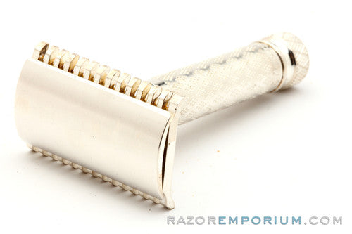 1922 Gillette New Improved Nickel Tuckaway Travel DE Safety Razor Set w/ Instructions