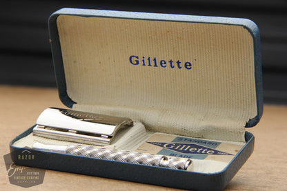 Gillette 1960's Spiral Handle Ball End Tech Safety Razor w/ Blue Case - Made in England