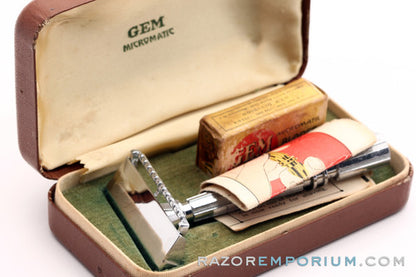 1930's GEM Micromatic Razor Single Edge TTO in Brown Case w/ Instructions