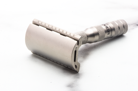 Merkur | Travel Razor 933 INOX with Leather Case