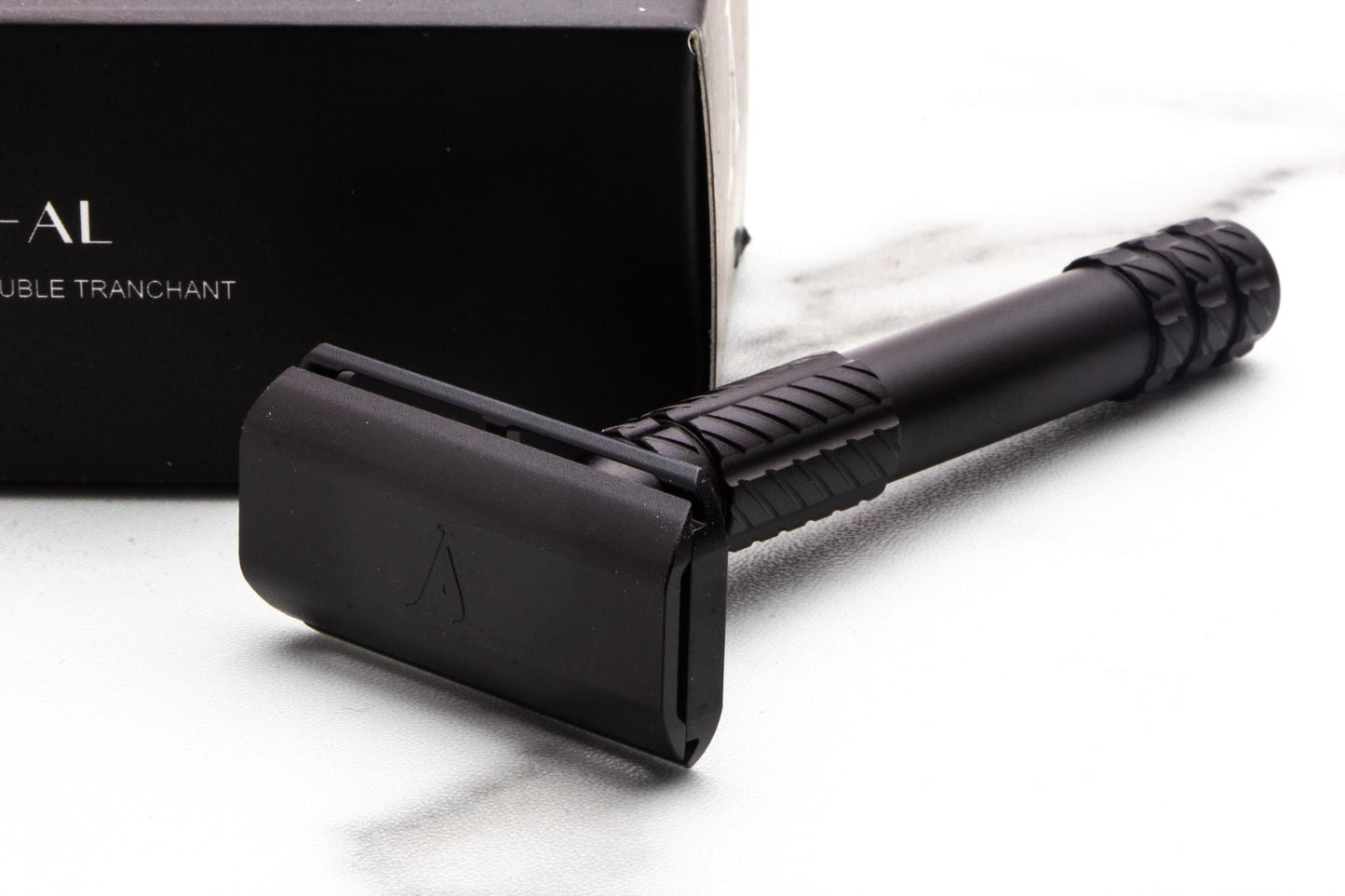 Ayslworth Razor | APEX-AL Double Edge Safety Razor - Jet Black Predator