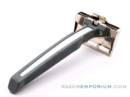 1970's Gem Single Edge Push Top Razor w/ Grey Handle