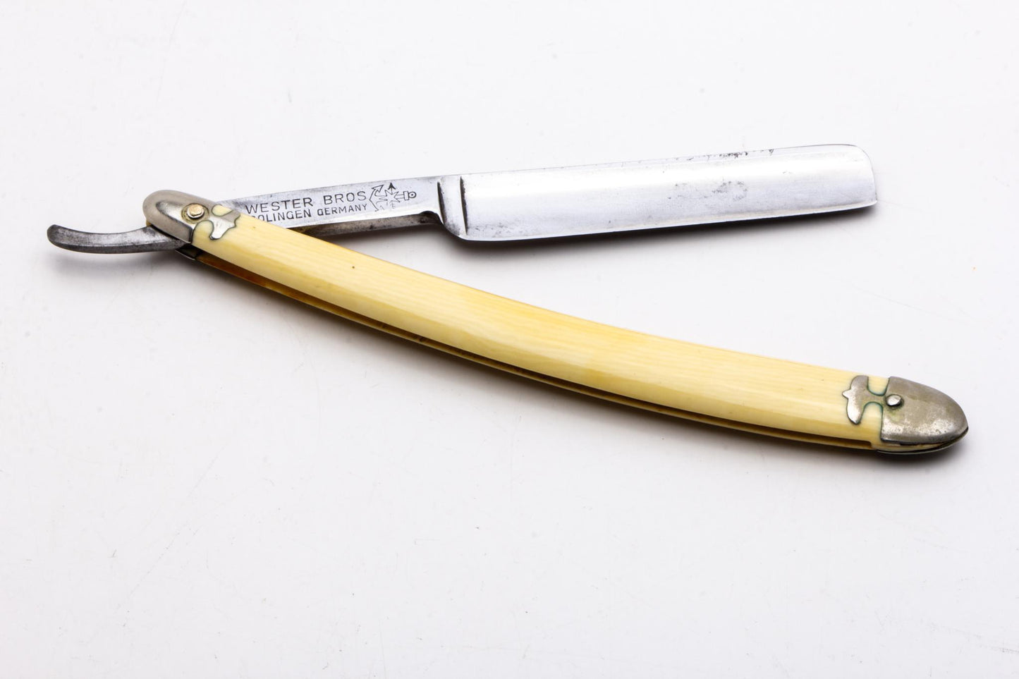 5/8" Wester Bros. Denfi No. 34 Straight Razor | Solingen Germany