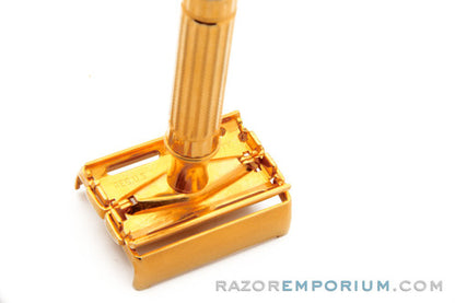1941 Gillette Gold Regent Tech w/  Leather Case and Original Blade Bank