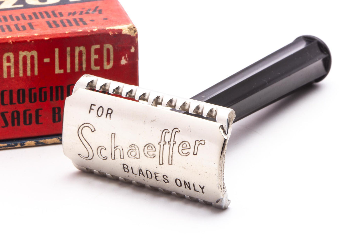 Stream-Lined Schaeffer Razor Set with Blade| Original Condition