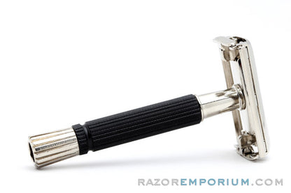 1976 Gillette W2 Black Handle Super Speed Safety Razor