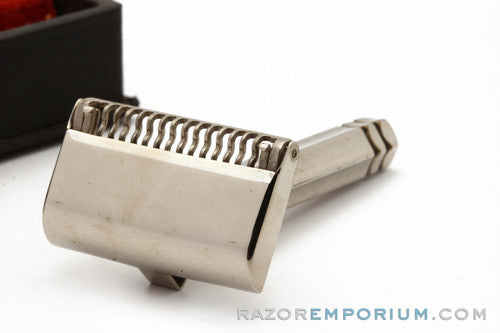 1930's Ever-Ready Special De Luxe Chummy Single Edge Safety Razor w/ Black Leather Box & Packaging