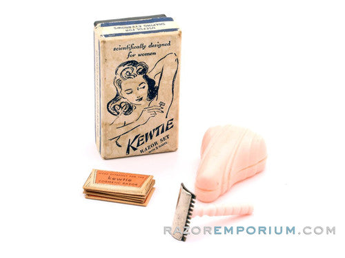Kewtie Miniature Travel Case w/ Blades