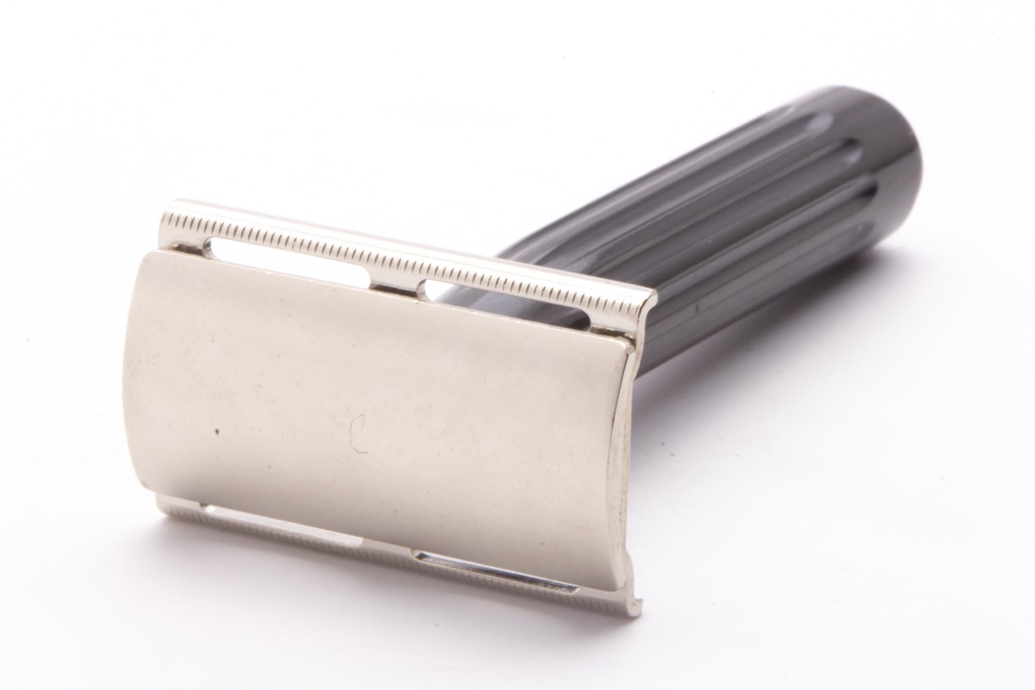 1939-1947 Gillette WWII Ball End Tech with Bakelite Handle | Original ...