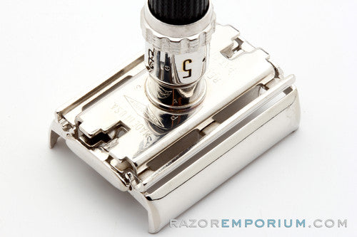 1970 P3 Gillette Super Adjustable 109 Safety Razor