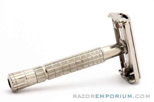 1954 Gillette Flare Tip Super Speed Safety Razor Z3
