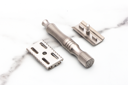 Timeless Razor | Titanium Scalloped .095mm Baseplate With Crown Handle & Stand