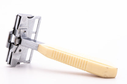 1960's GEM Featherweight Single Edge Safety Razor