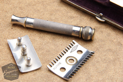 Gillette 1920 Basketweave Pocket Edition - Old Type Open Comb DE Razor Set