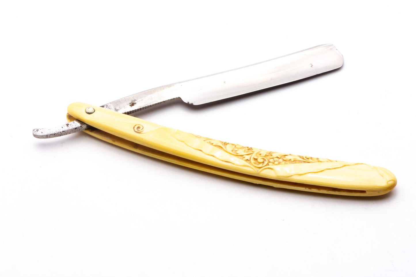 5/8" J.R. Torrey Classics on Clearance Straight Razor With Cream Scales
