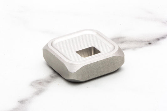 Proof | Tabletop Razor Stand - Clear