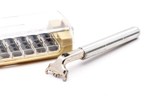 1978 Y2 Gillette Atra Razor with Case & Blades