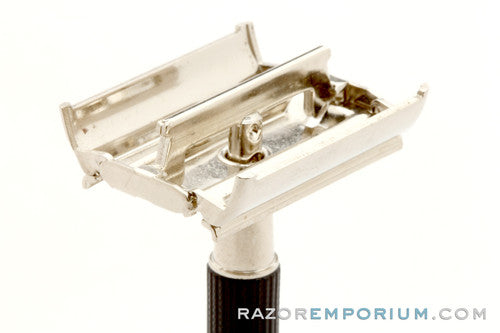 1979 Z1 Gillette Black Handle Super Speed Safety Razor