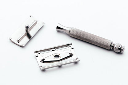 1956 Gillette Ball End Tech Double Edge Safety Razor B2