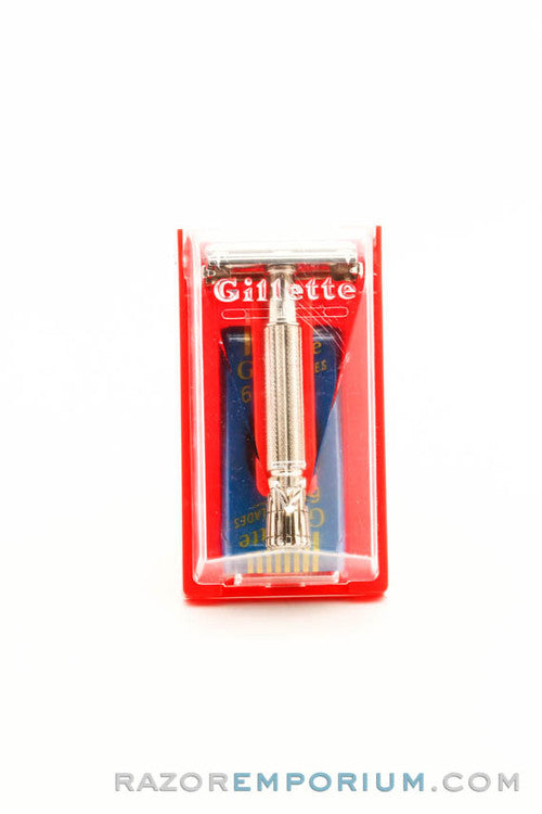 1958 D1 Gillette TV Super Speed Razor Set in Original Red Case w/ Blades