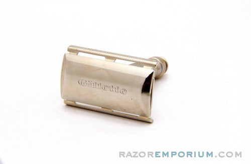 1964 Gillette Travel Tech Razor With Gold Tone Carrying Case - J4