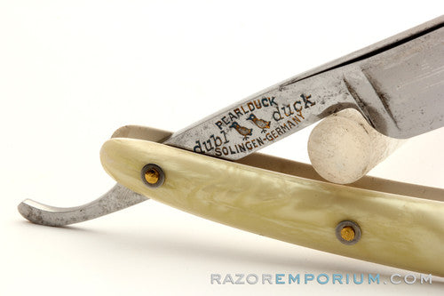 5/8" Dubl Duck Pearlduck Goldedge w/ Gold Inlay Celluloid Scales Straight Razor |  Solingen, Germany