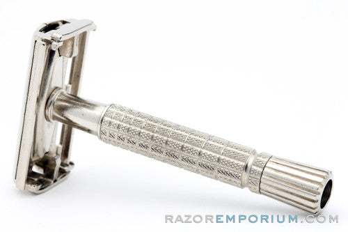 1960 Gillette Flare Tip Super Speed D.E. Safety Razor F3