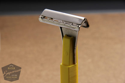 Schick Easy Rider Men's Yellow Handle 1960's Injector Safety Razor