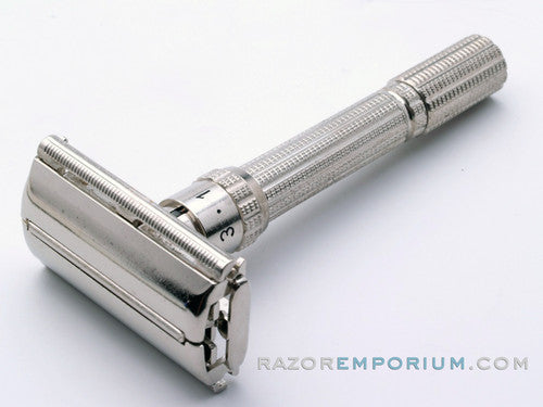 1965 K3 Gillette Slim Adjustable DE Safety Razor Nickel w/ Gold Case & Blade Bank