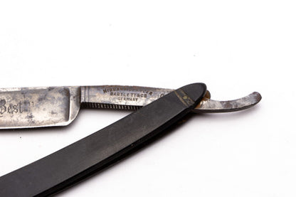 5/8" Barlett & Co. " Our Very Best " Classics on Clearance Straight Razor