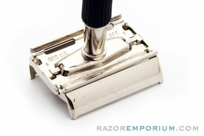 1972 Gillette Black Handle Super Speed Safety Razor S2