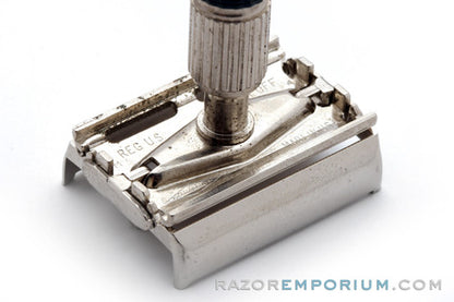 1967 Gillette Knack TTO Double Edge Safety Razor M4