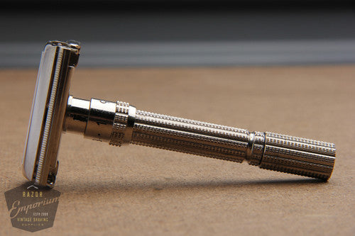 Gillette 1966 Slim Adjustable DE Safety Razor -- L1