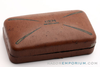 1930's GEM Micromatic Razor Single Edge TTO in Brown Case