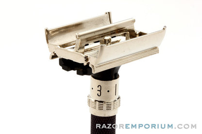 1981 B4 Gillette Super Adjustable "Black Beauty" DE Safety Razor Set
