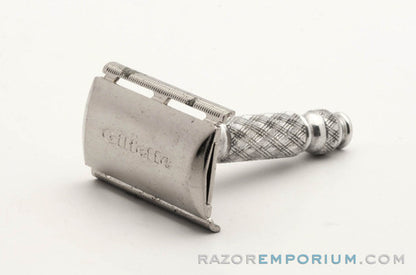 1970 P2 Gillette Ball End Tech Travel Spiral Handle Razor