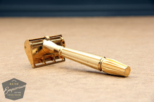 Gem 1940's Gold Micromatic "Bullet Tip" Single Edge Safety Razor in Red Case