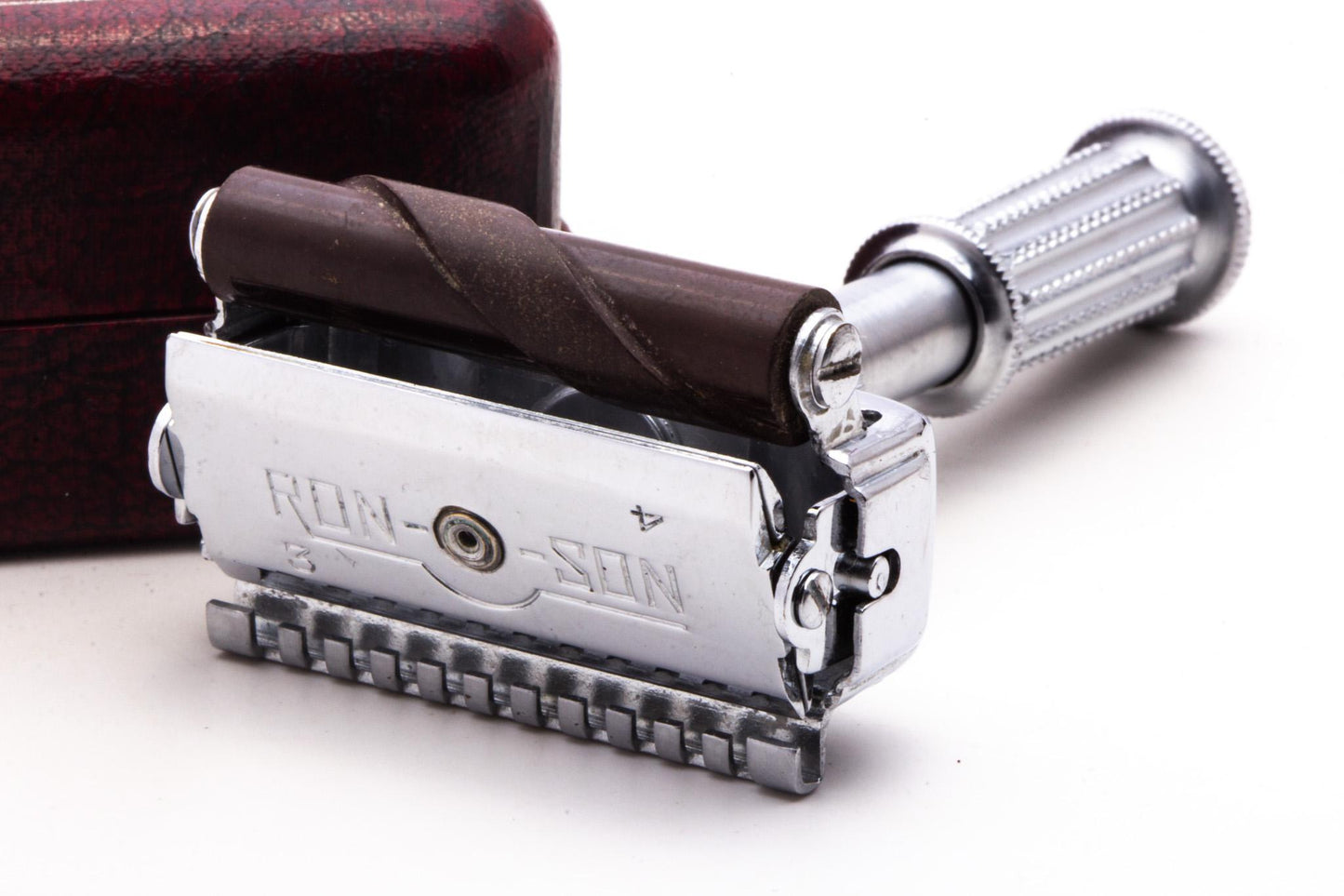 1930's Ronson Razor Double Edge Shaves & Sharpens | Original Condition