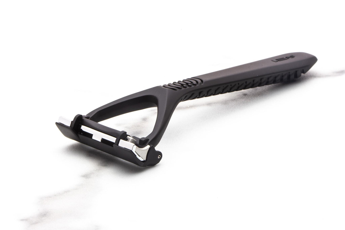 Leaf Two Razor | Double Blade Pivoting Razor - Black