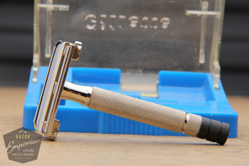 Gillette 1952 Black Tip DE Super Speed in Orig. Blue Case - X2