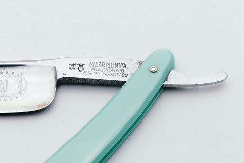 7/8" Filarmonica #14 Medallon Taurino Straight Razor w/ Coffin  | Spain