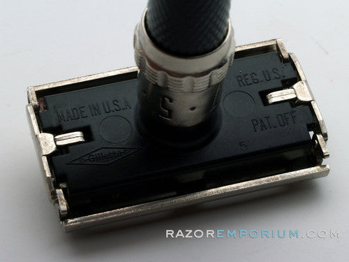 1983 D3 Gillette Super Adjustable "Black Beauty" Double Edge Safety Razor