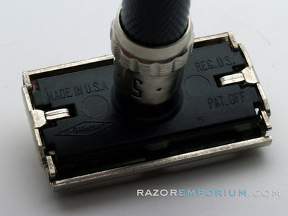1983 D3 Gillette Super Adjustable "Black Beauty" Double Edge Safety Razor